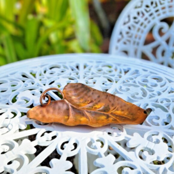 Vintage Copper Leaf Shaped Crimped Edge Dish 9”x6”X1.75" - Picture 7 of 11